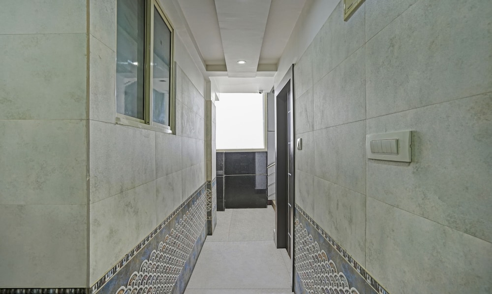 itsy by treebo purple suites