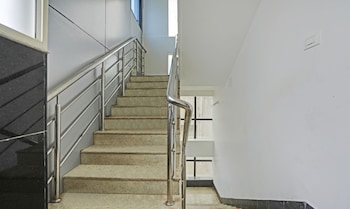 itsy by treebo purple suites