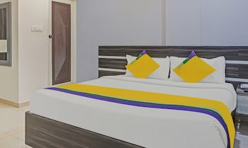 itsy by treebo purple suites