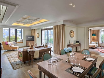 mercure da lat resort