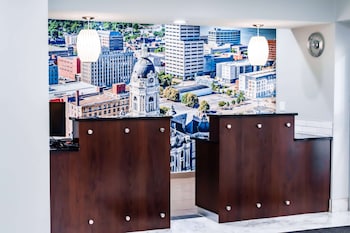 La Quinta Inn & Suites By Wyndham Evansville,Indiana>>Evansville,3 star