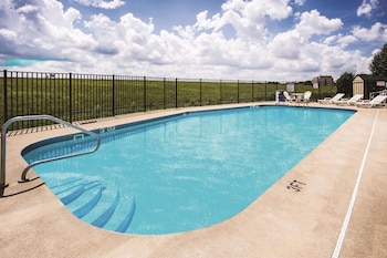 La Quinta Inn & Suites By Wyndham Evansville,Indiana>>Evansville,3 star