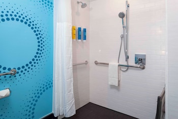 tru by hilton manteca