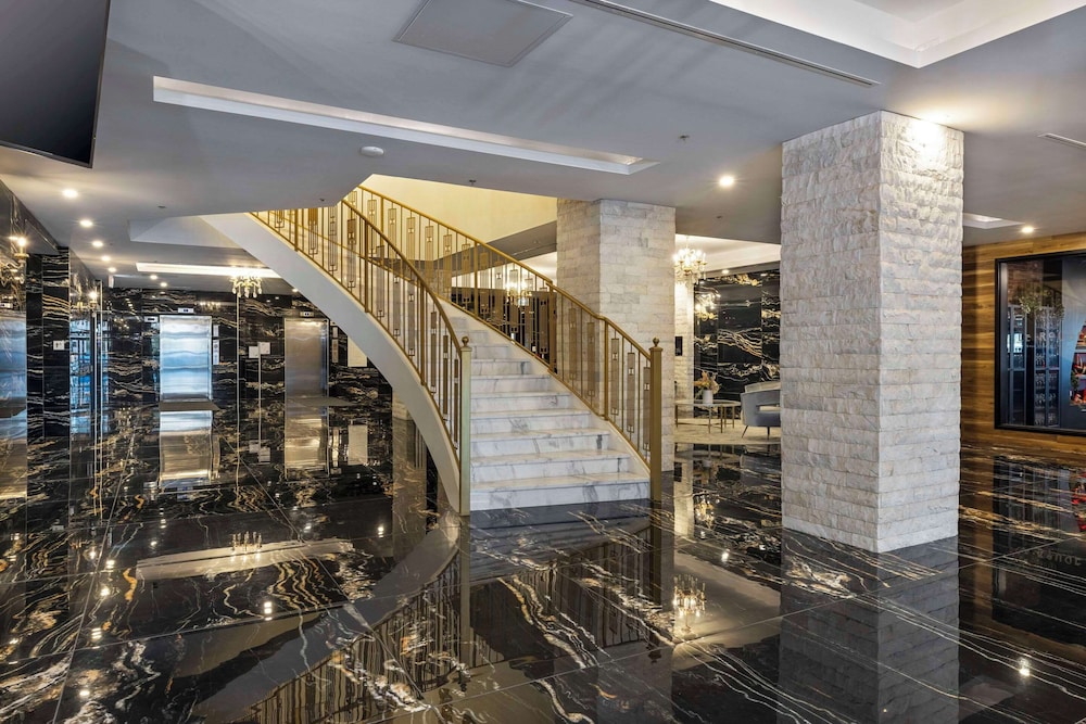 halifax tower hotel and conference centre ascend hotel collection