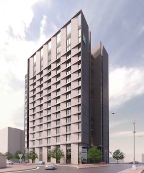 embassy suites by hilton doha old town