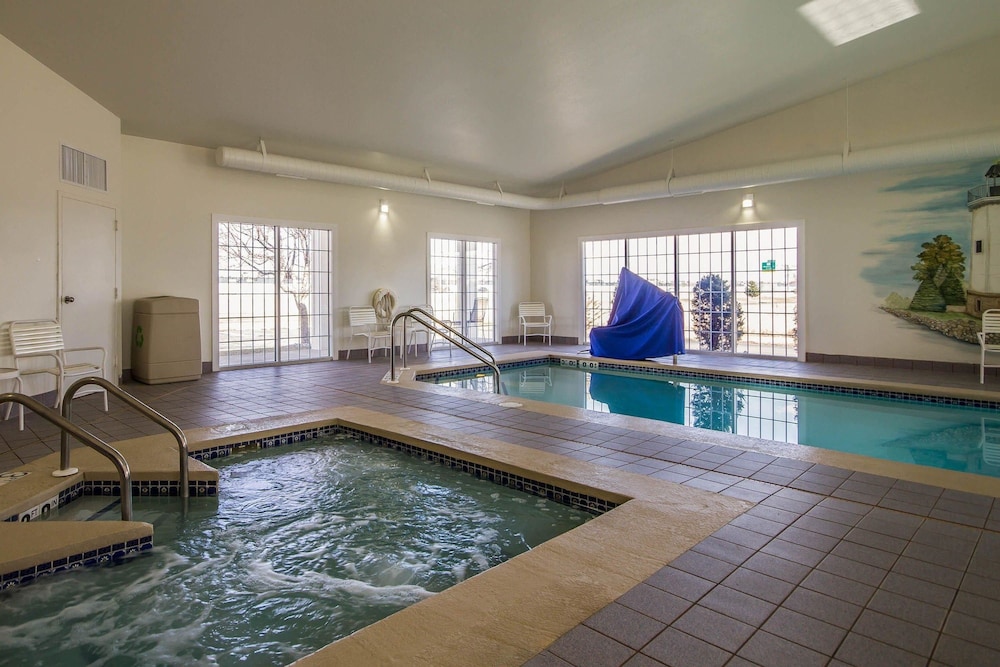 comfort inn fond du lac