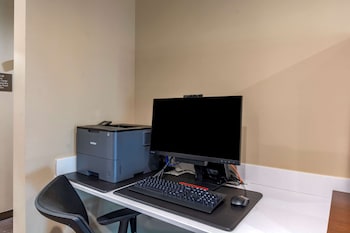 comfort inn and suites