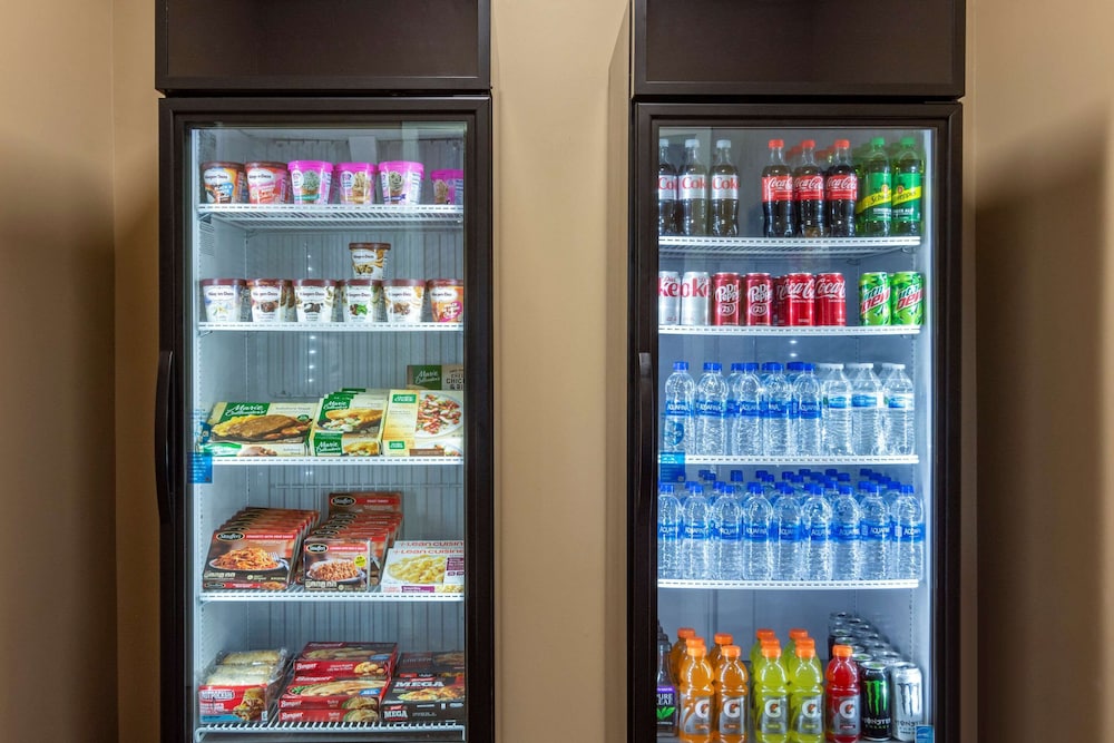 comfort inn and suites