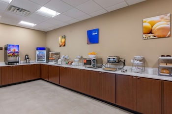 comfort inn and suites