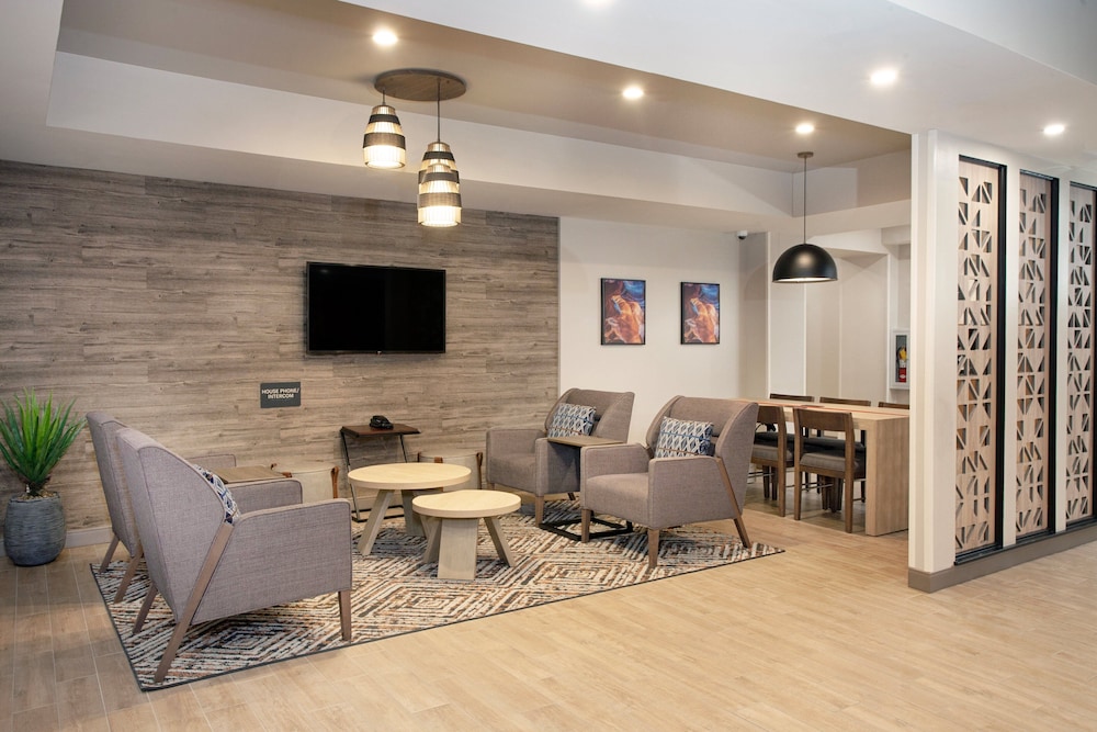 candlewood suites detroit sterling heights