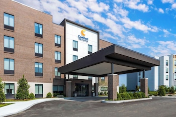 comfort inn and suites