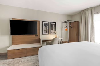 comfort inn and suites