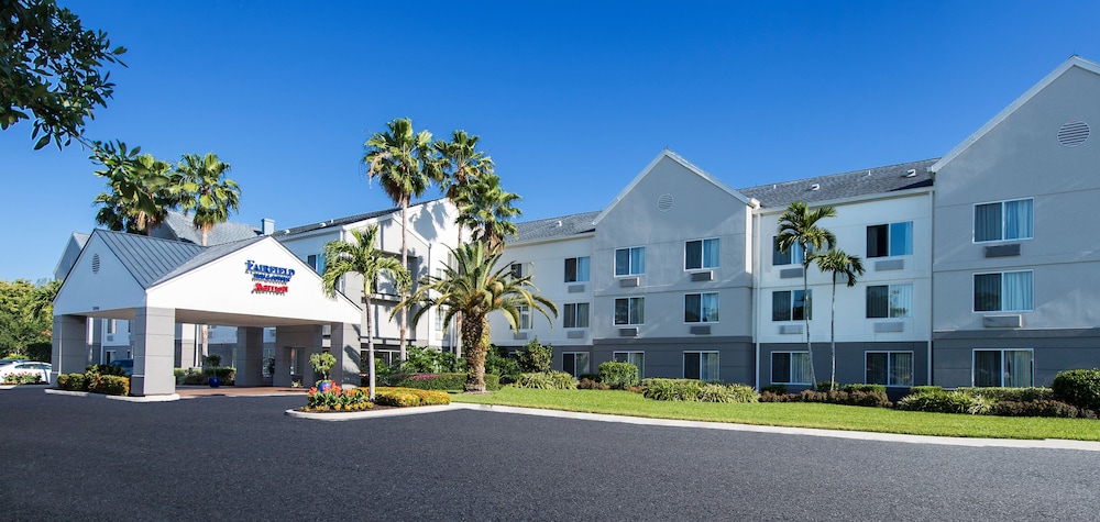 fairfield inn and suites by marriott ft myers cape coral