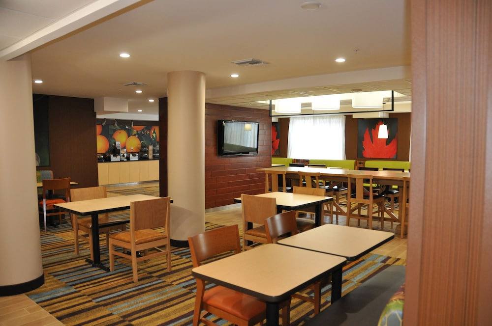 fairfield inn and suites by marriott ft myers cape coral