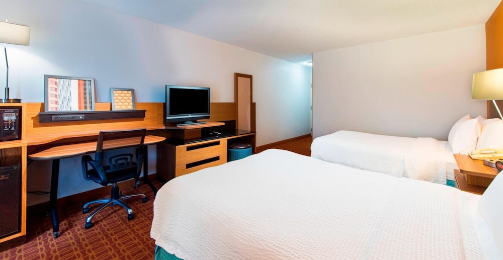 fairfield inn and suites by marriott ft myers cape coral