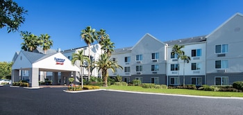 Fairfield Inn & Suites By Marriott Ft. Myers/Cape Coral,Cypress Lake>>Cape Coral,3 star