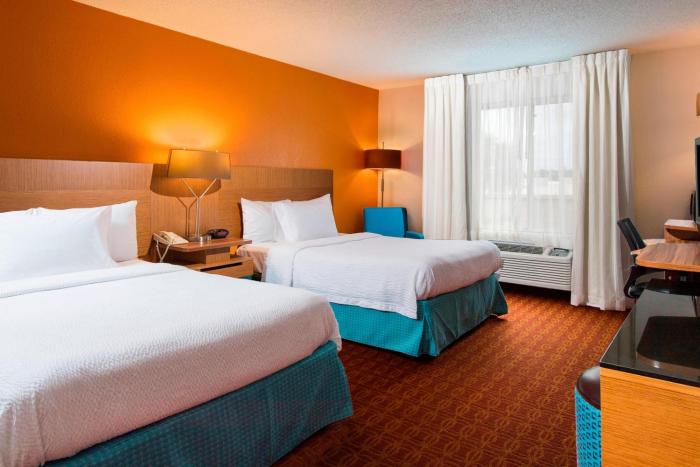 fairfield inn and suites by marriott ft myers cape coral