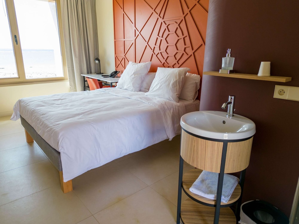 ibis styles mayotte aeroport