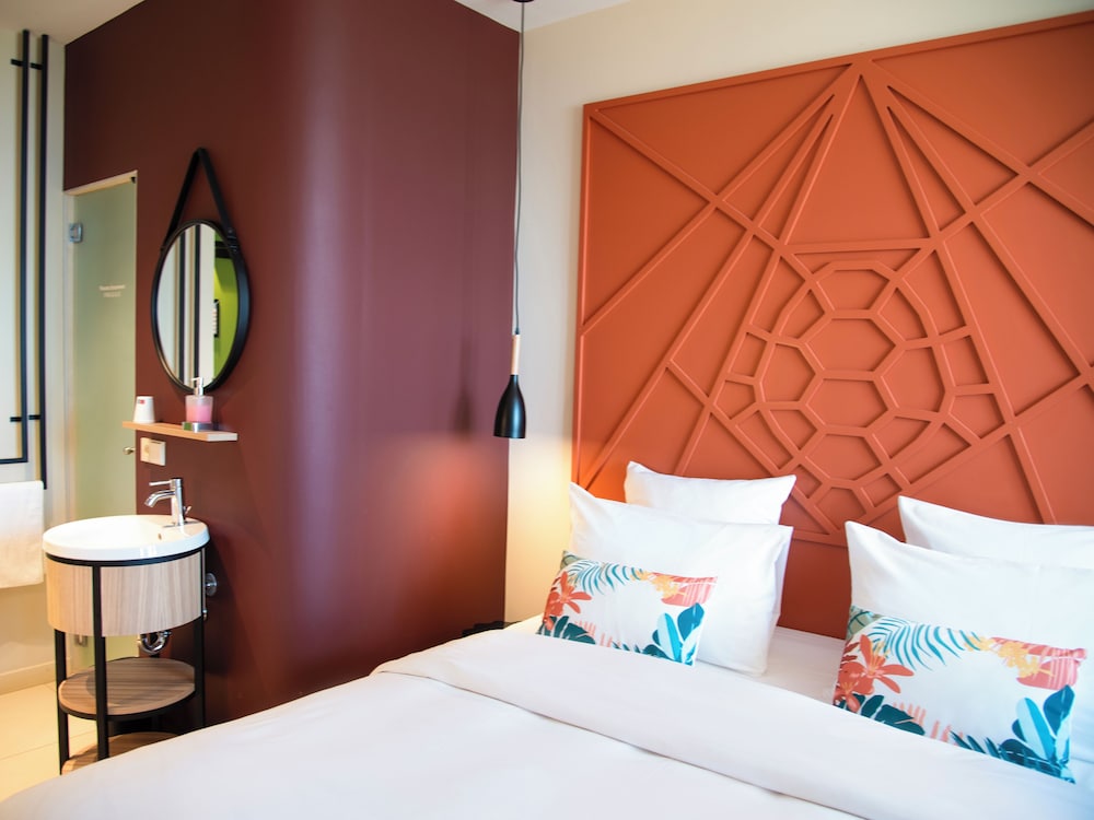 ibis styles mayotte aeroport