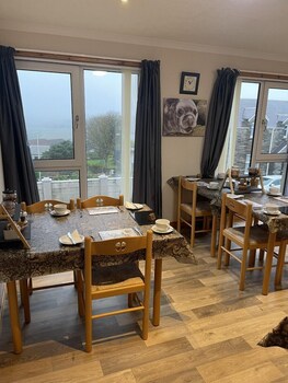 royal oak guesthouse