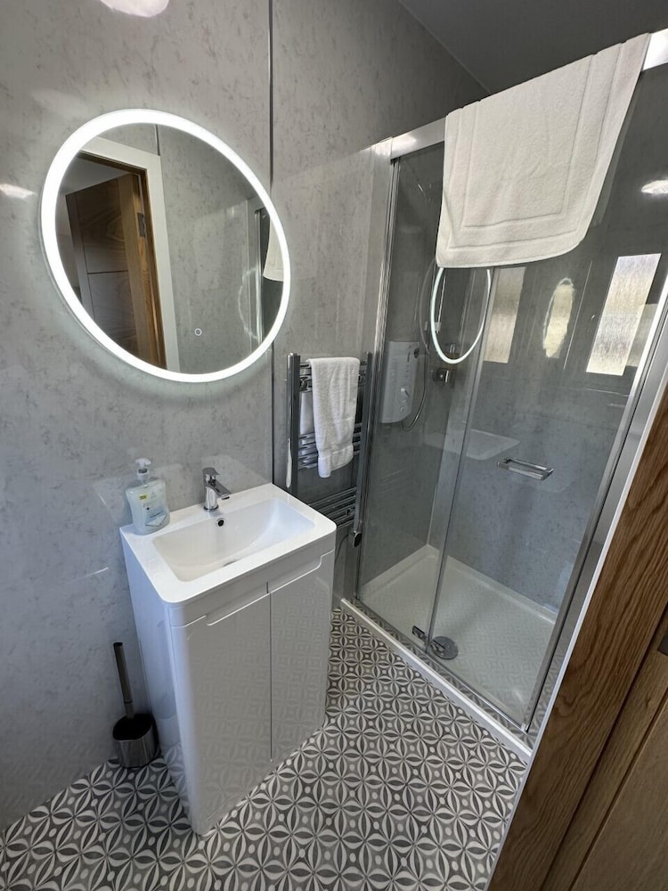 royal oak guesthouse