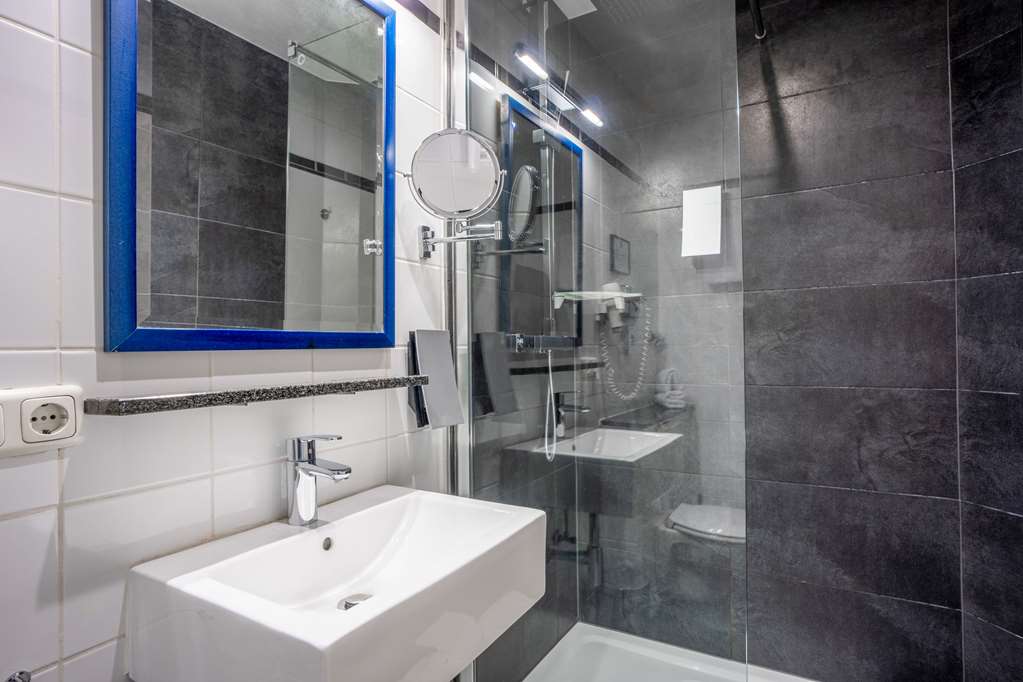 comfort hotel frankfurt central station