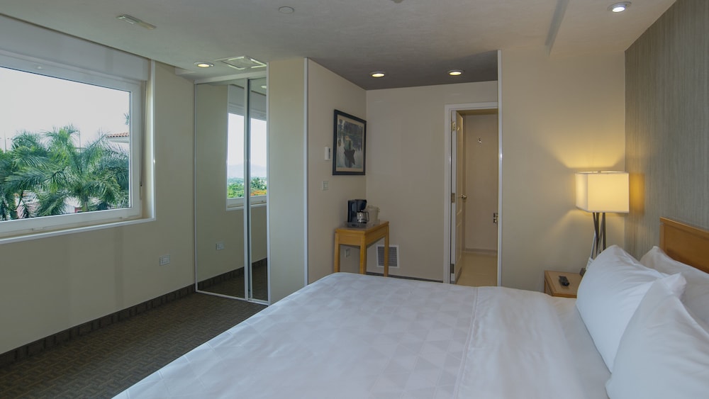 holiday inn cuernavaca by ihg