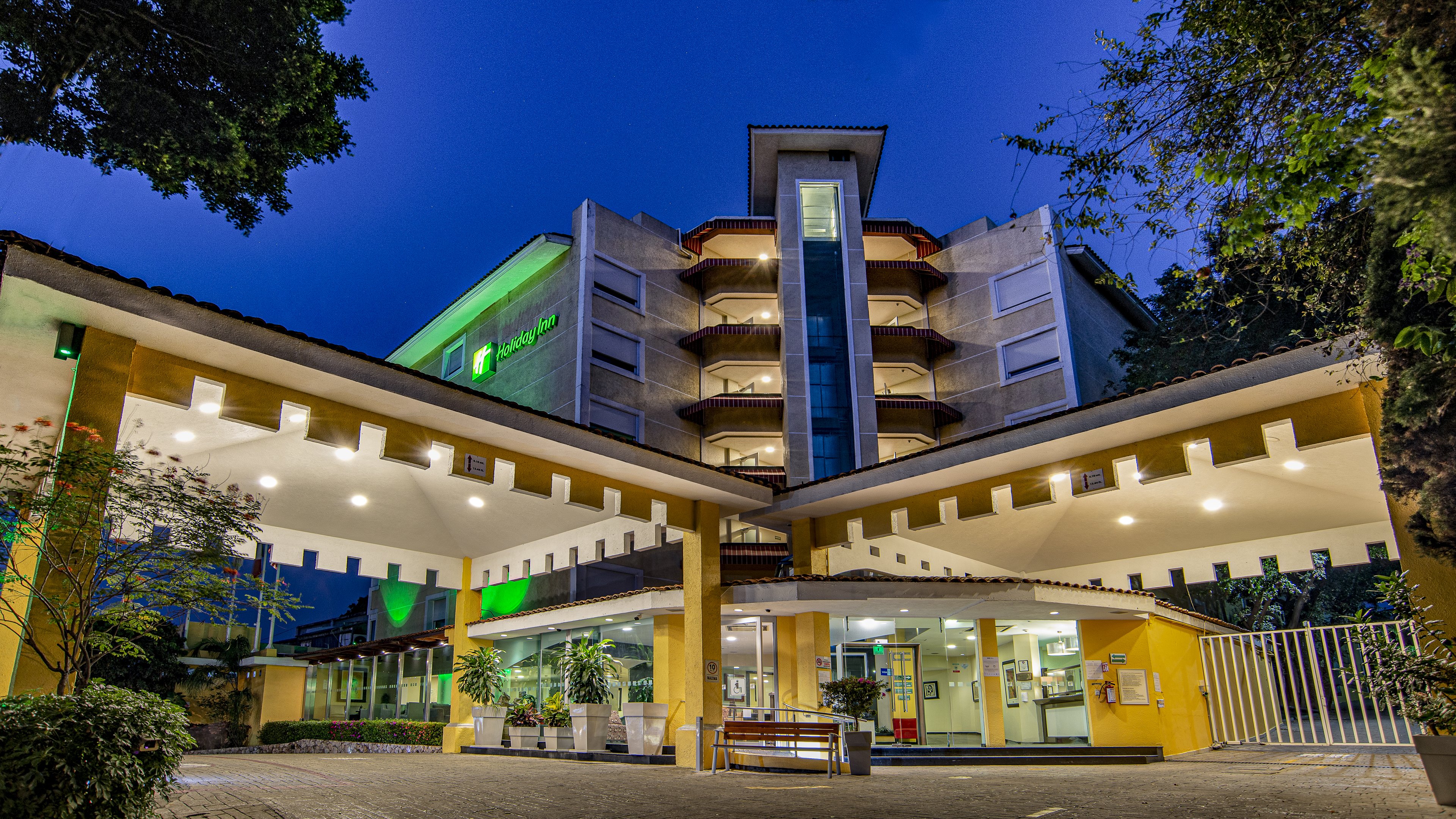 holiday inn cuernavaca by ihg