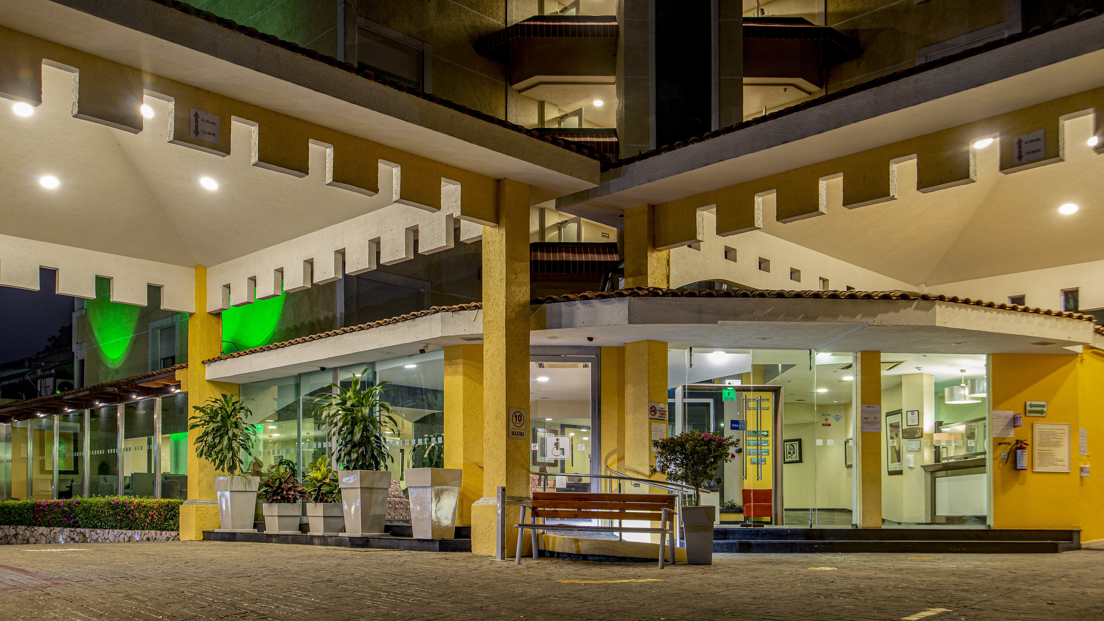 holiday inn cuernavaca by ihg