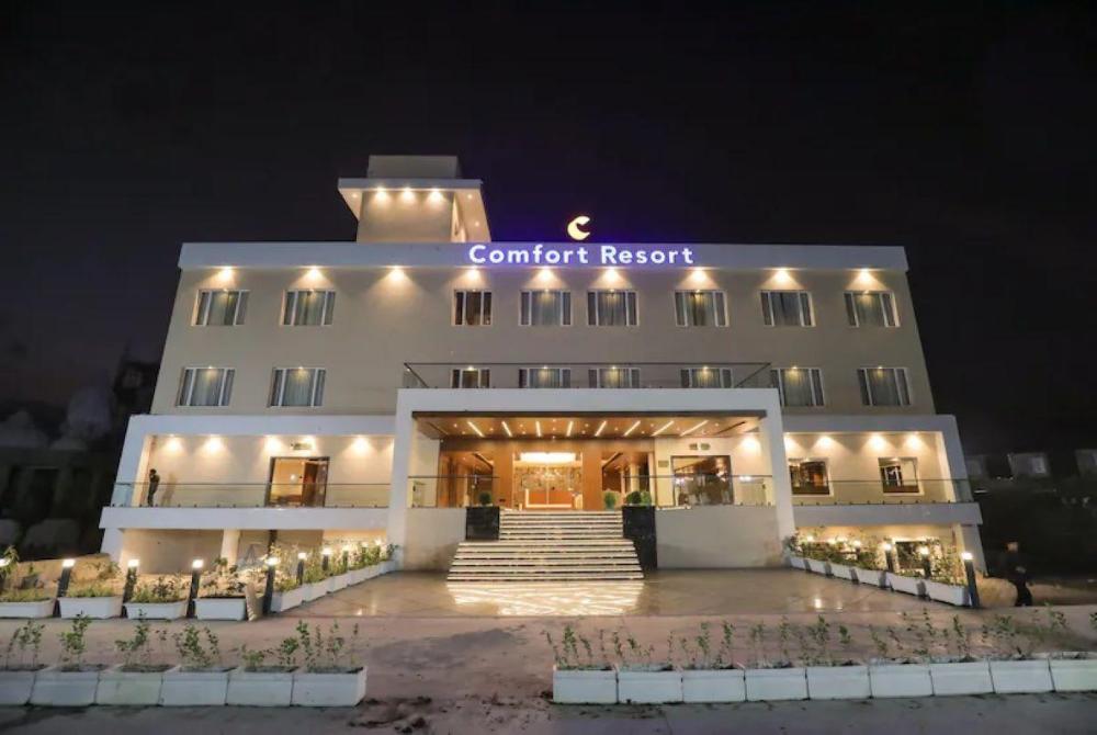 comfort resort morbi