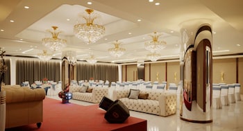 comfort resort morbi