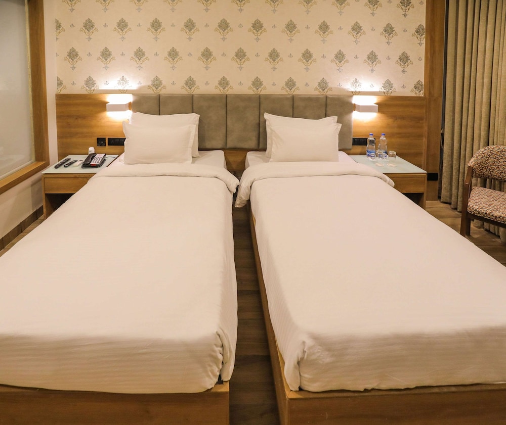 comfort resort morbi