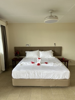 coconut palms resort