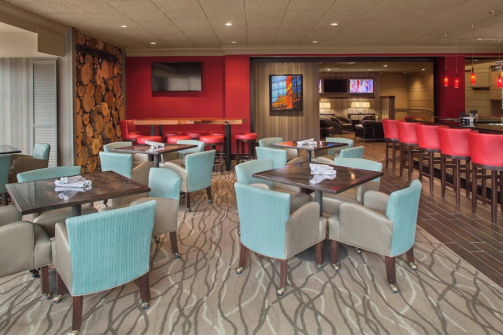 sheraton suites akron cuyahoga falls