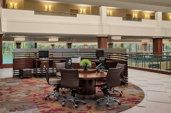 sheraton suites akron cuyahoga falls