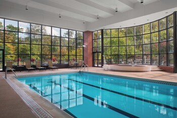 sheraton suites akron cuyahoga falls