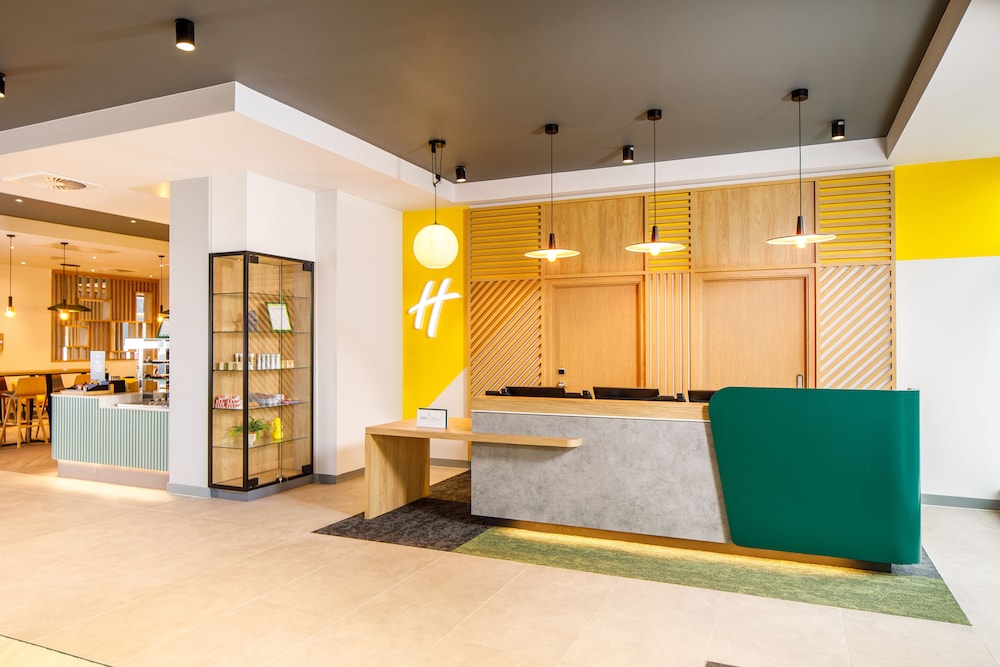 holiday inn manchester airport