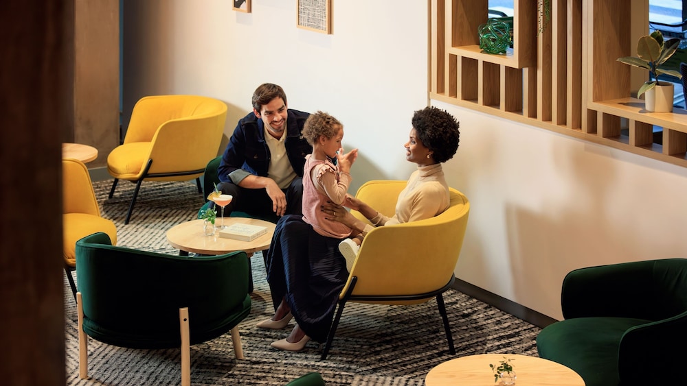 holiday inn manchester airport