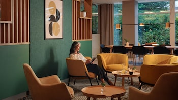 holiday inn manchester airport