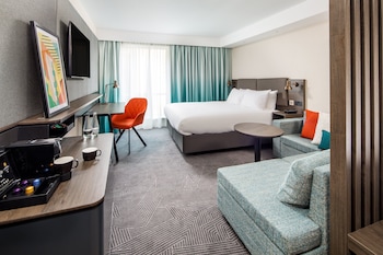 holiday inn manchester airport