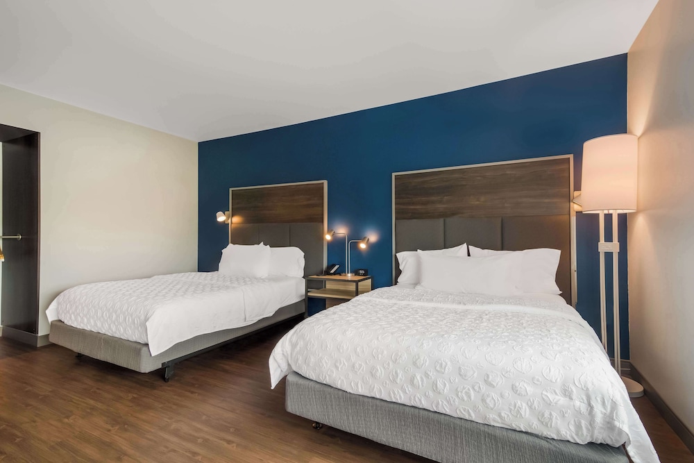 tru by hilton wilson