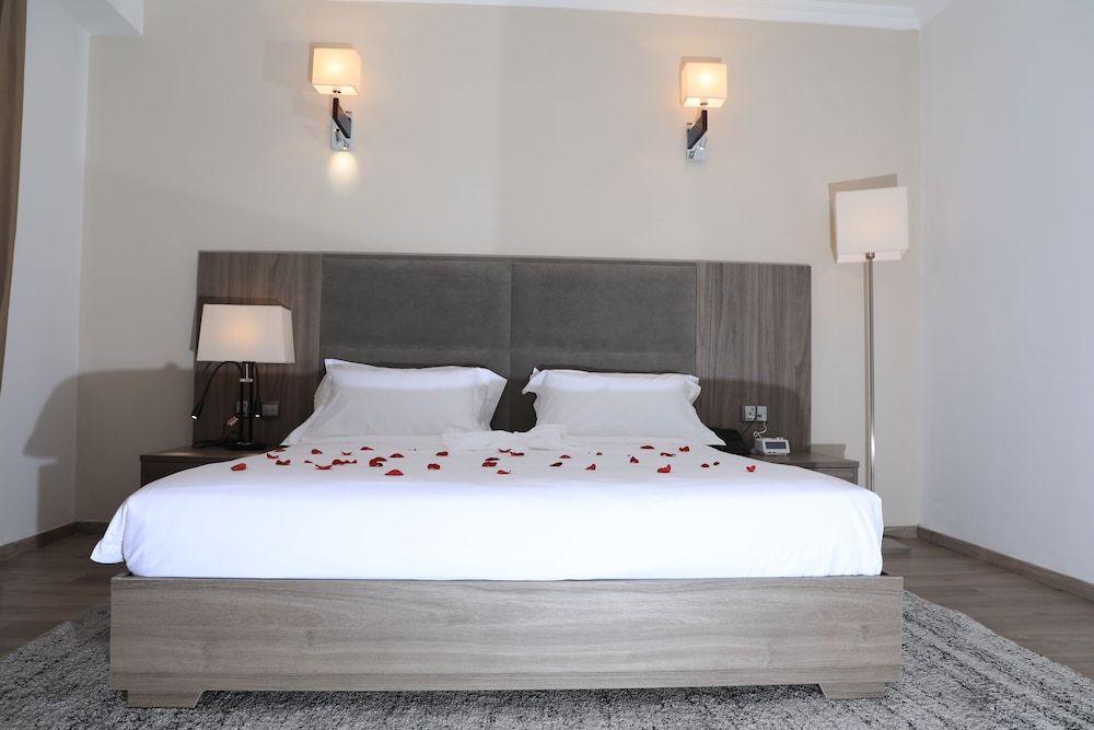th bonroyal hotel