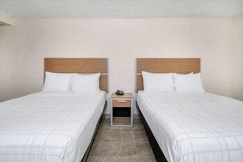 super 8 by wyndham bakersfield ca