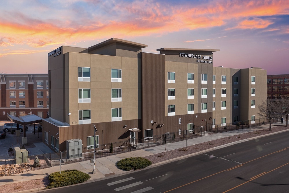 towneplace suites by marriott pueblo downtown