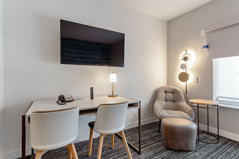 towneplace suites by marriott pueblo downtown