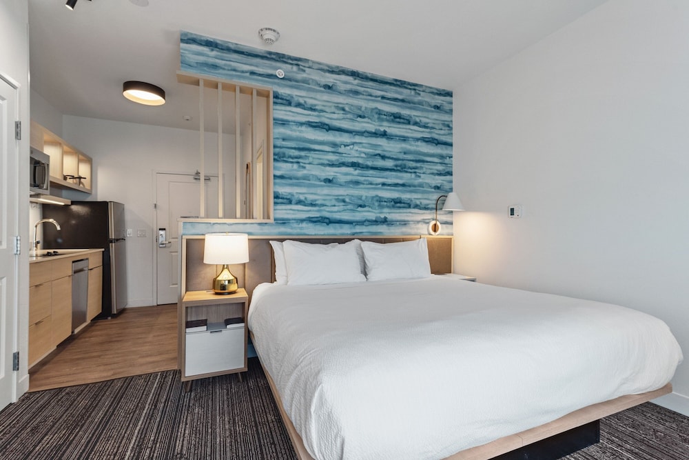 towneplace suites by marriott pueblo downtown