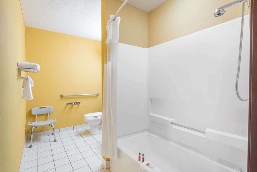 microtel inn and suites by wyndham dayton riverside oh