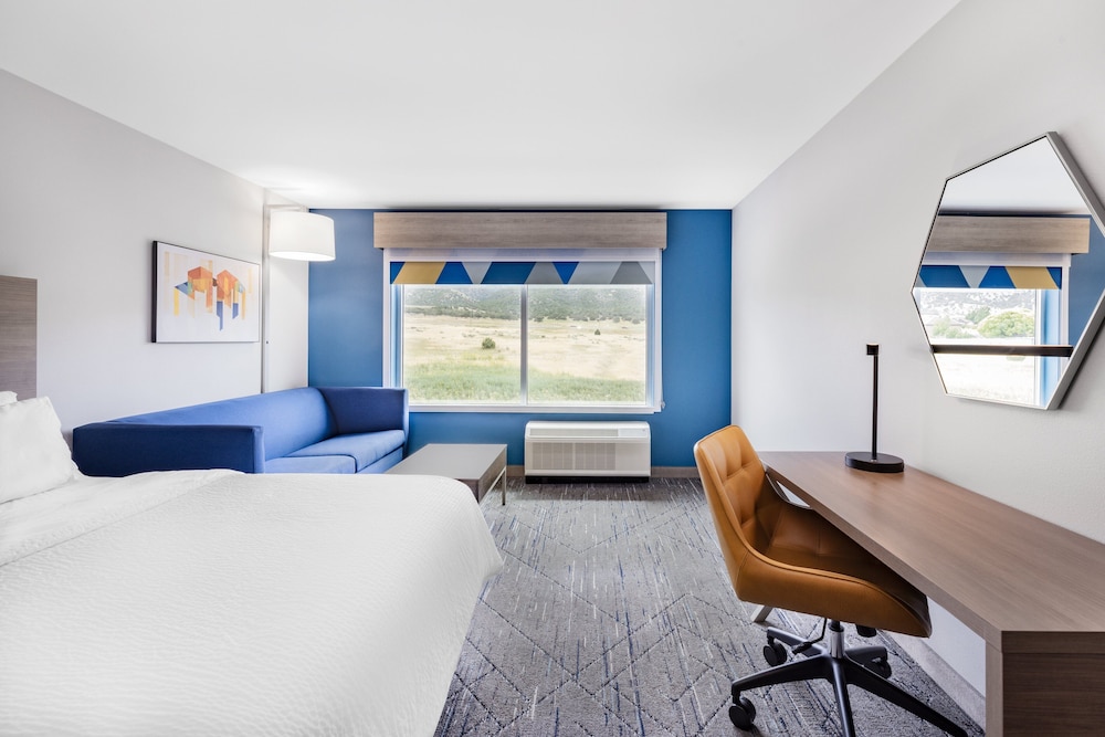 holiday inn express and suites nephi