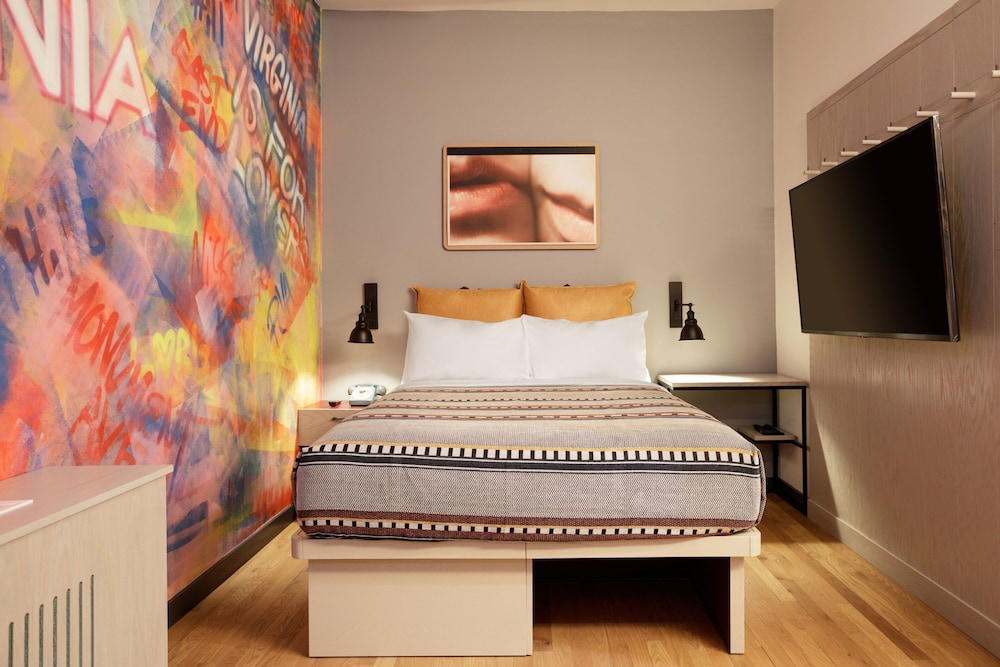 moxy richmond downtown