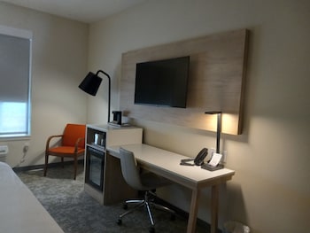 radisson hotel pendleton airport